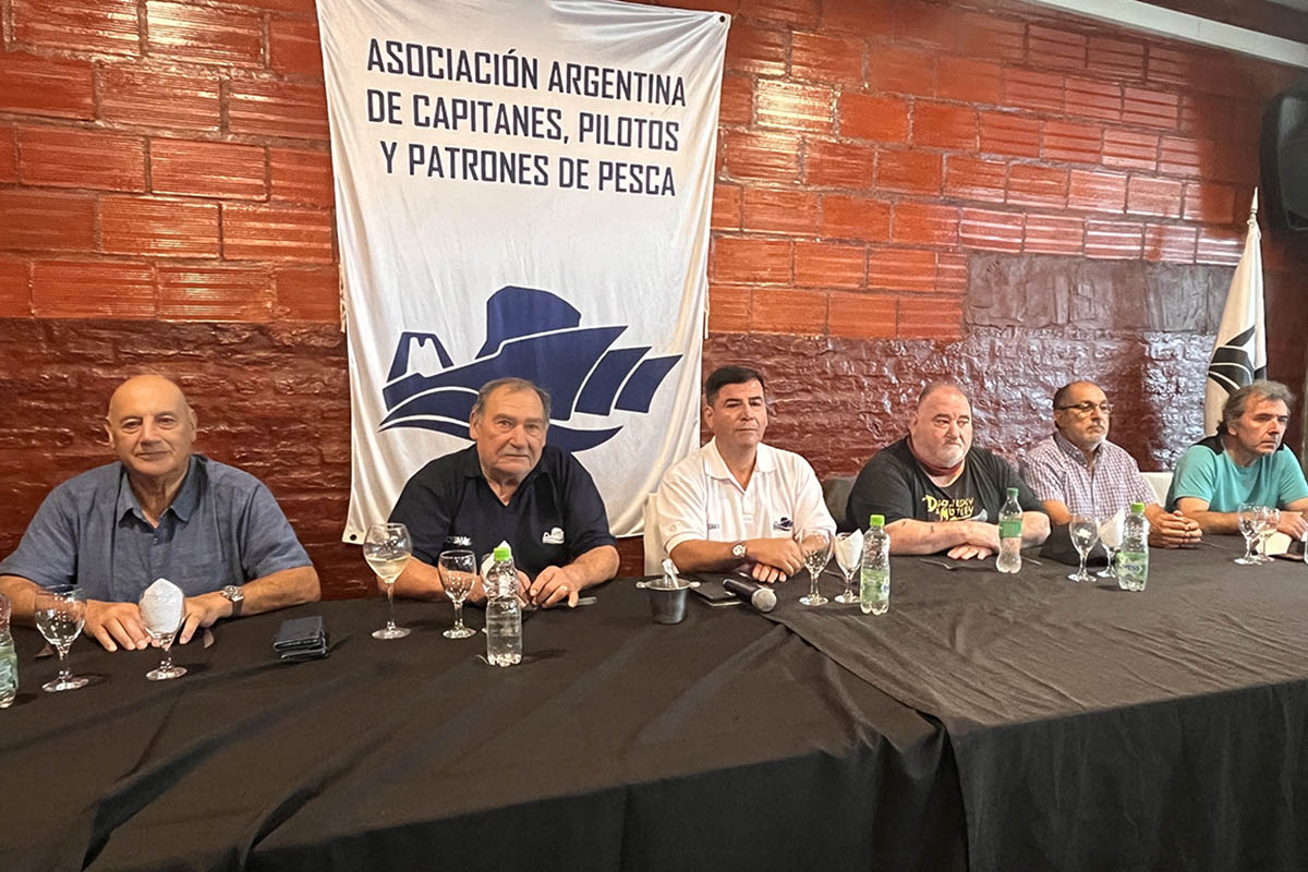 Festejo por el 41 aniversario de la Asociacin de Capitanes de Pesca